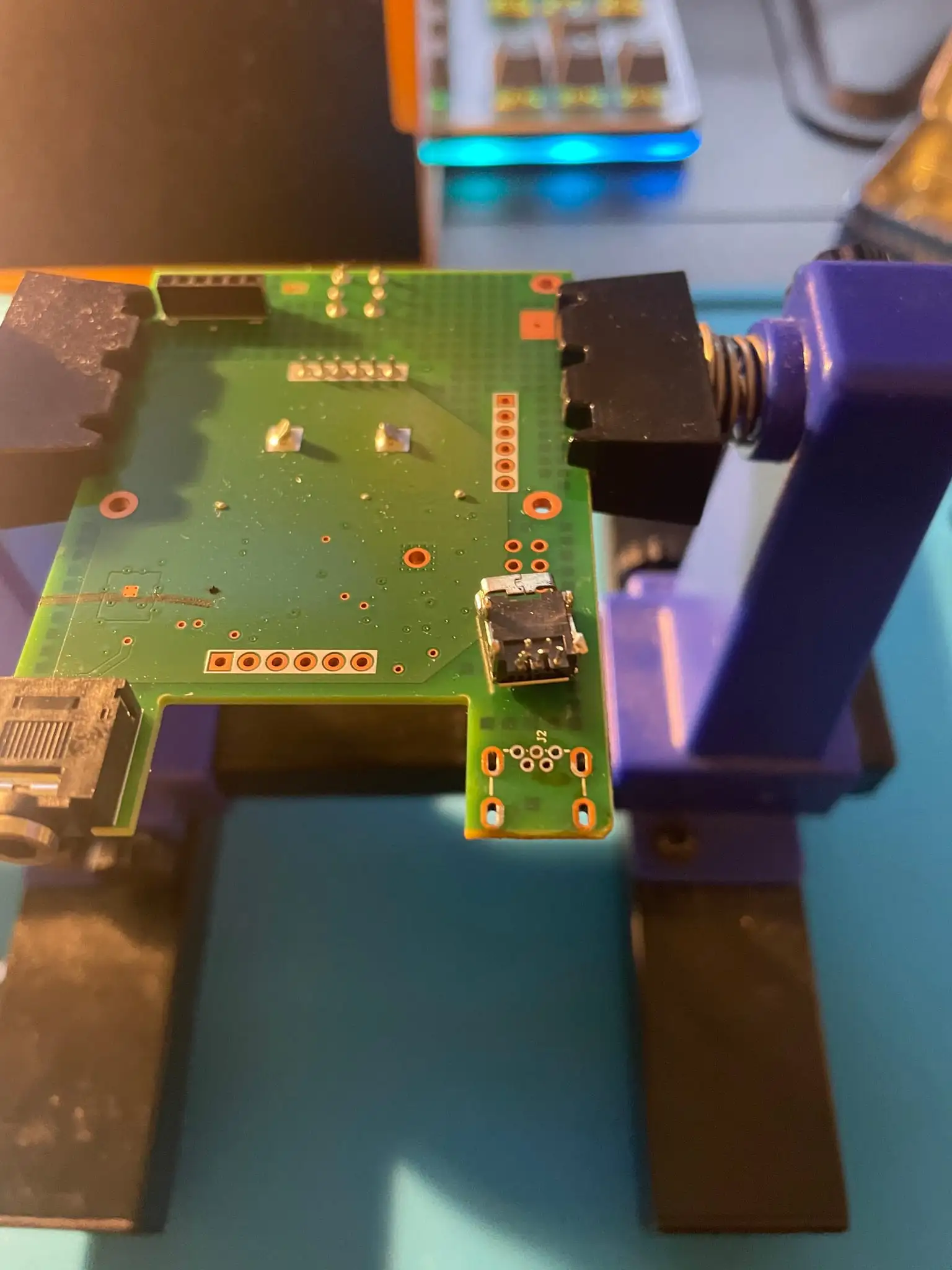 Blue Yeti USB Port Replacement, photo 2 of 6