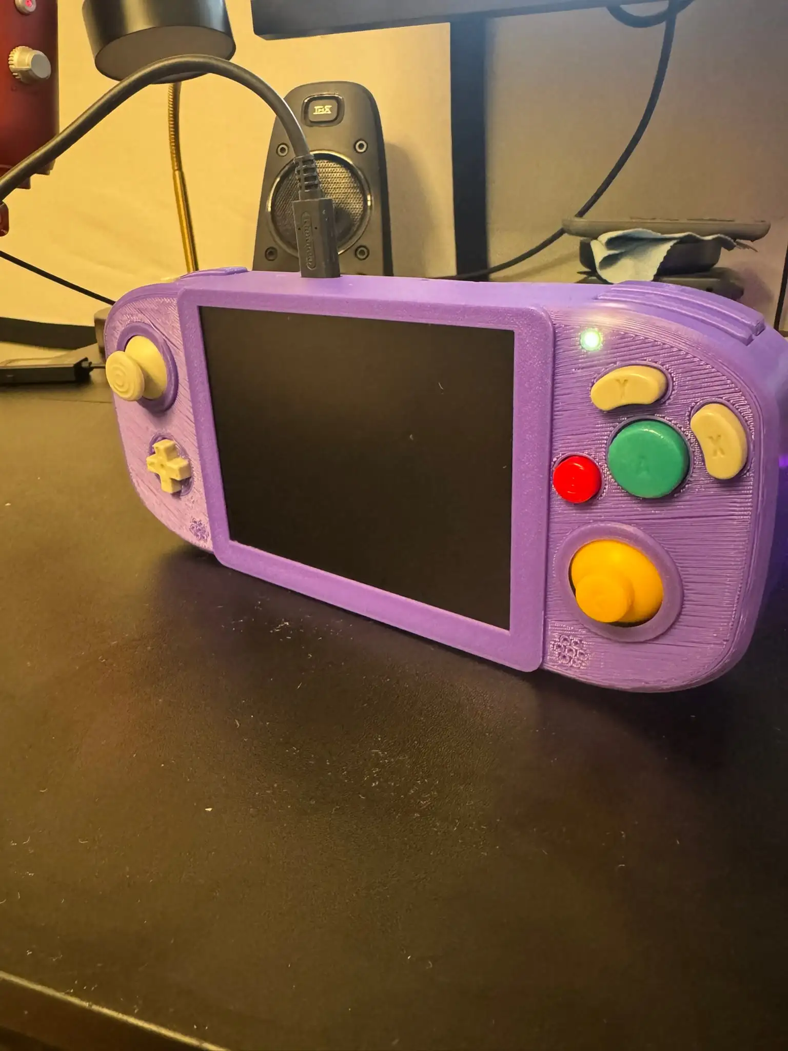 GWii: Portable Handheld Wii, photo 1 of 23