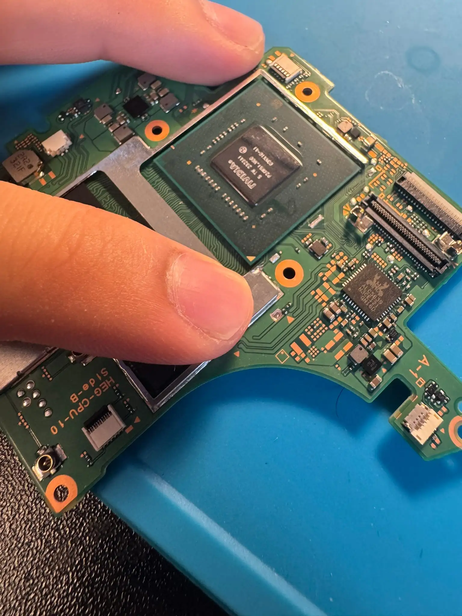 Switch OLED Kamikaze, photo 9 of 20